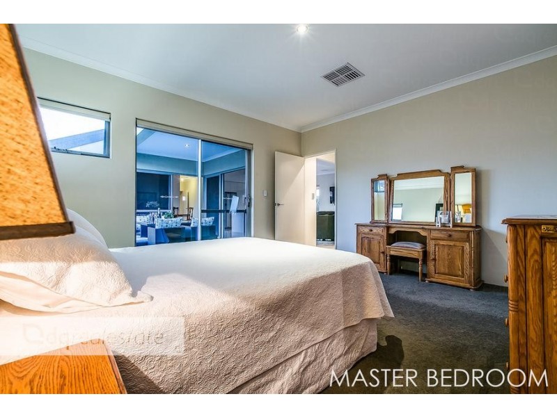 2 Anguilla Gardens, Iluka WA 6028