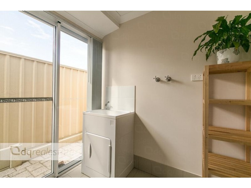 4B Eartham Place, Westminster WA 6061