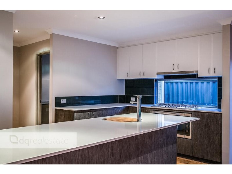 7 Annevoie Road, Landsdale WA 6065