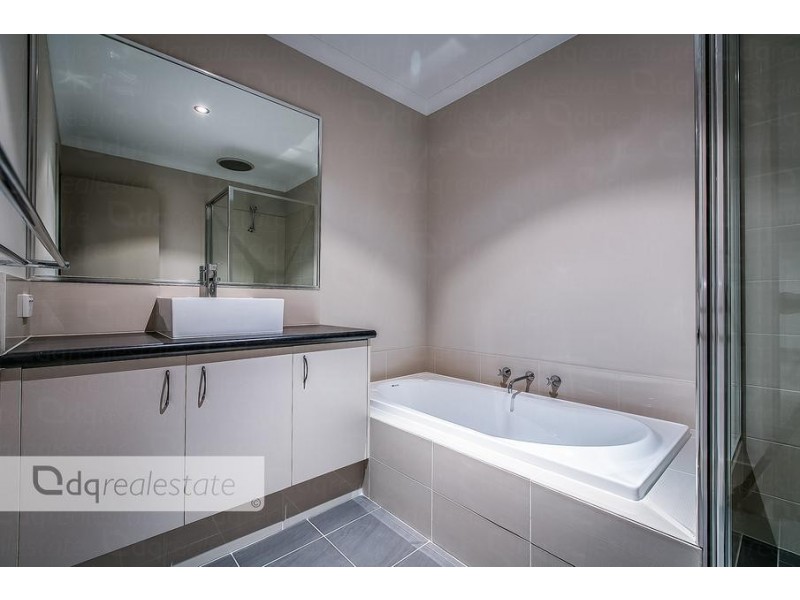 7 Annevoie Road, Landsdale WA 6065