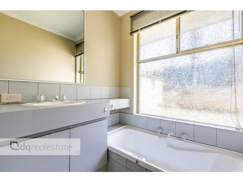 9 Wellard Grove, Woodvale WA 6026