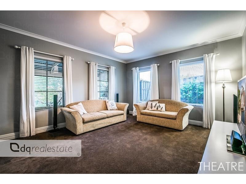 14 Pearsall Gardens, Mullaloo WA 6027