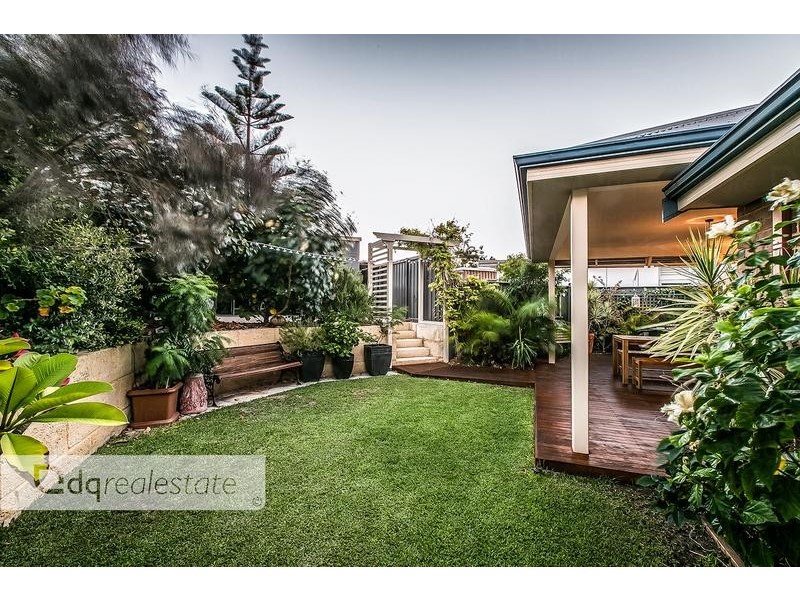 14 Pearsall Gardens, Mullaloo WA 6027