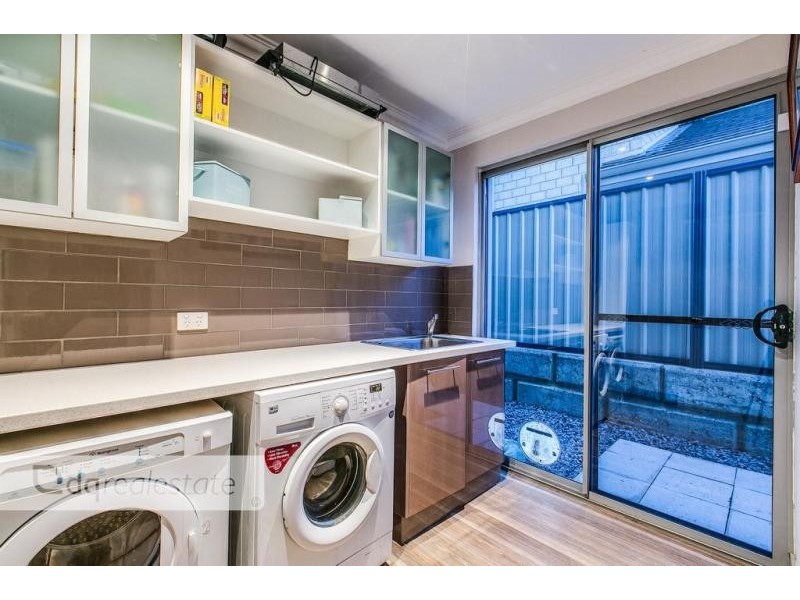 59 Nankeen Circle, Tapping WA 6065