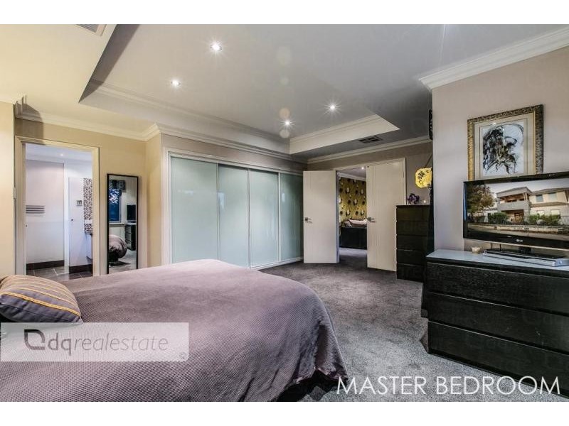 59 Nankeen Circle, Tapping WA 6065