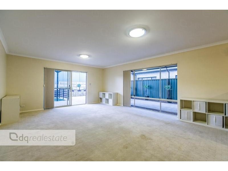 18 Sumner Mews, Landsdale WA 6065