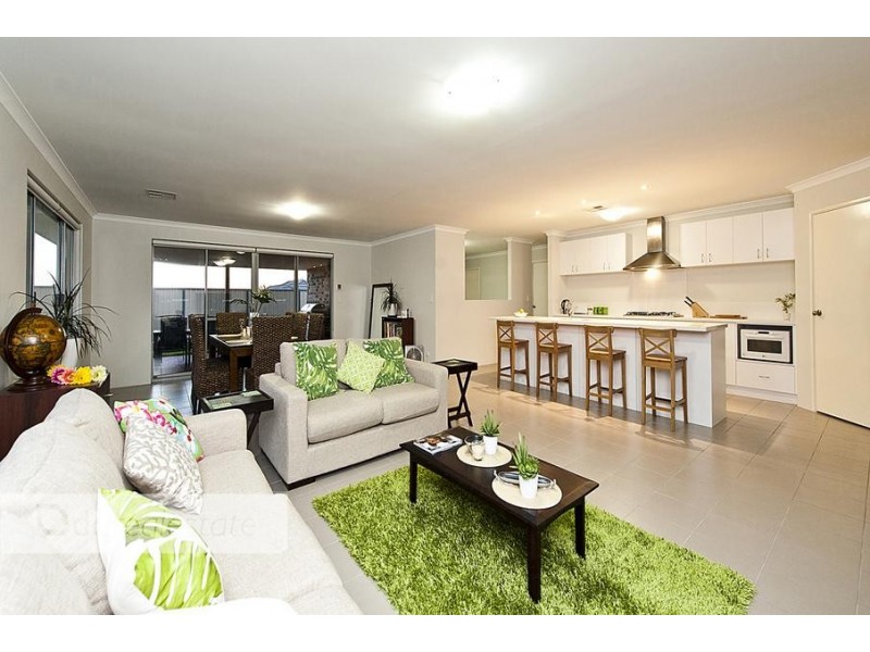 9 Prion Pass, Tapping WA 6065