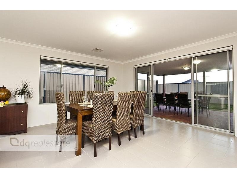 9 Prion Pass, Tapping WA 6065