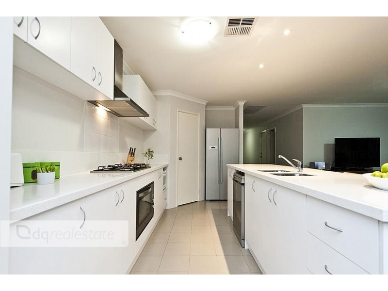 9 Prion Pass, Tapping WA 6065