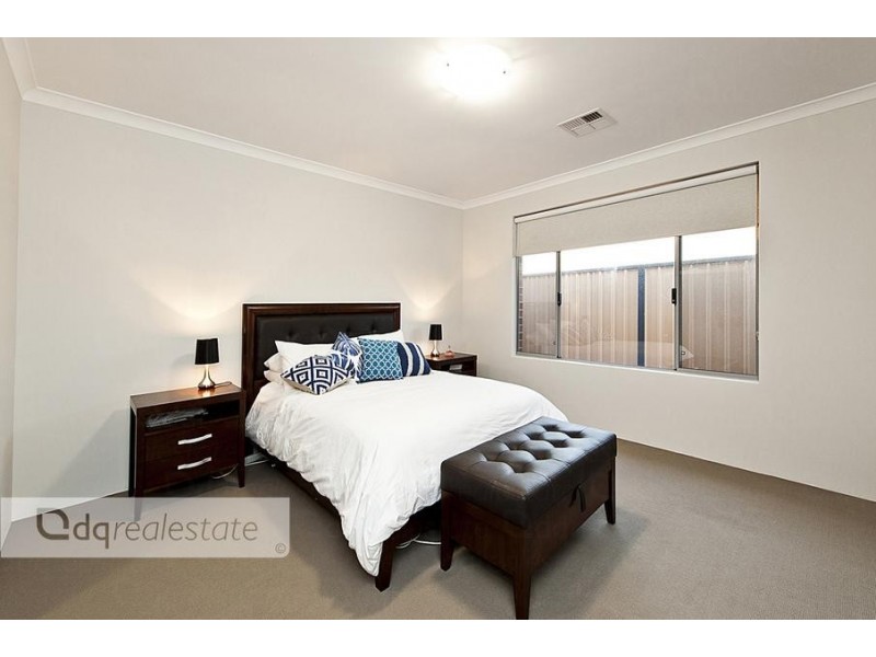 9 Prion Pass, Tapping WA 6065