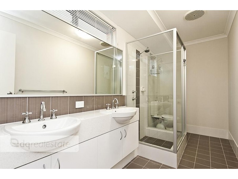 9 Prion Pass, Tapping WA 6065