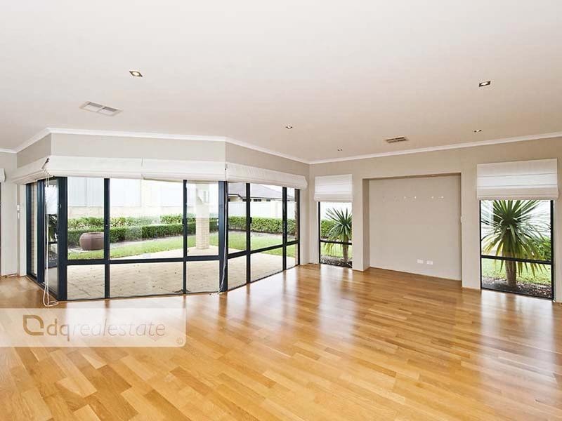 26 Jindalee Boulevard, Jindalee WA 6036