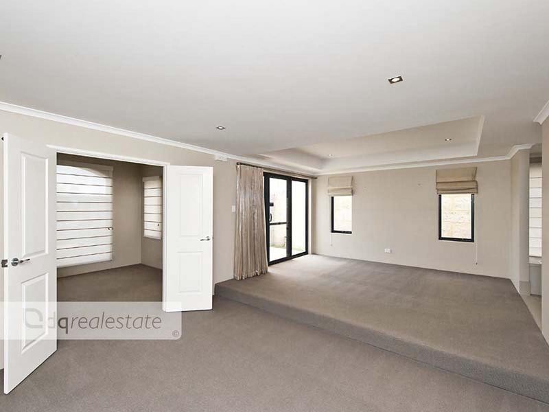 26 Jindalee Boulevard, Jindalee WA 6036