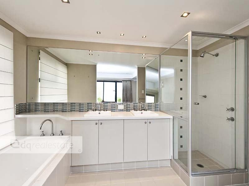 26 Jindalee Boulevard, Jindalee WA 6036