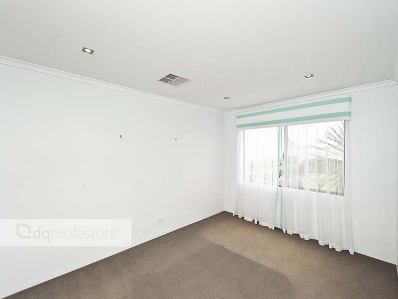 26 Jindalee Boulevard, Jindalee WA 6036