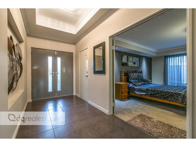 10 Exbury Street, Landsdale WA 6065