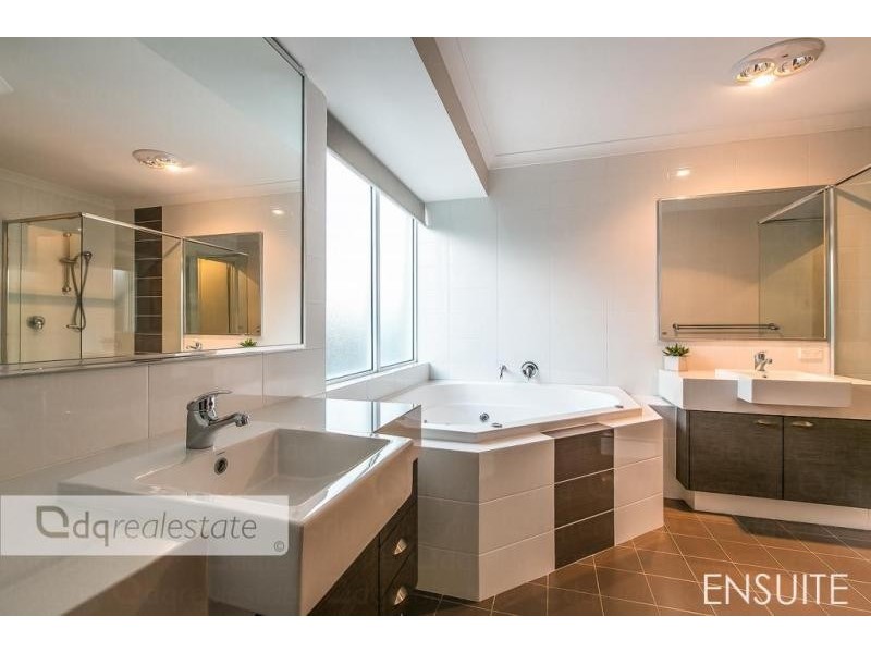 10 Exbury Street, Landsdale WA 6065