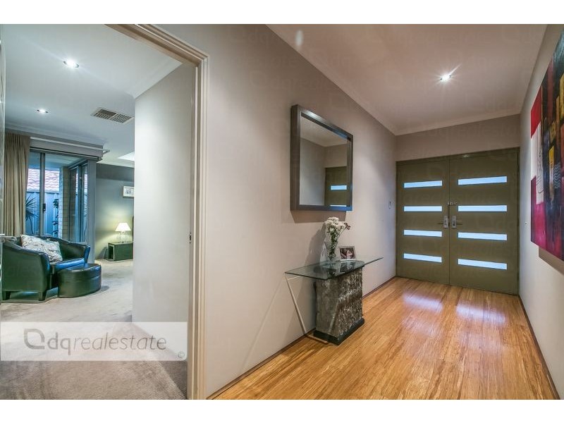 20 Hardcastle Avenue, Landsdale WA 6065