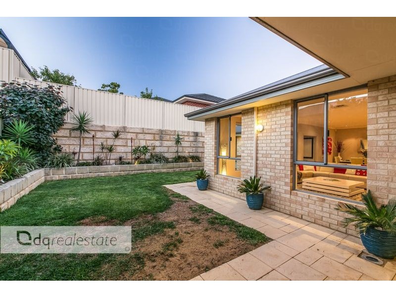 20 Hardcastle Avenue, Landsdale WA 6065