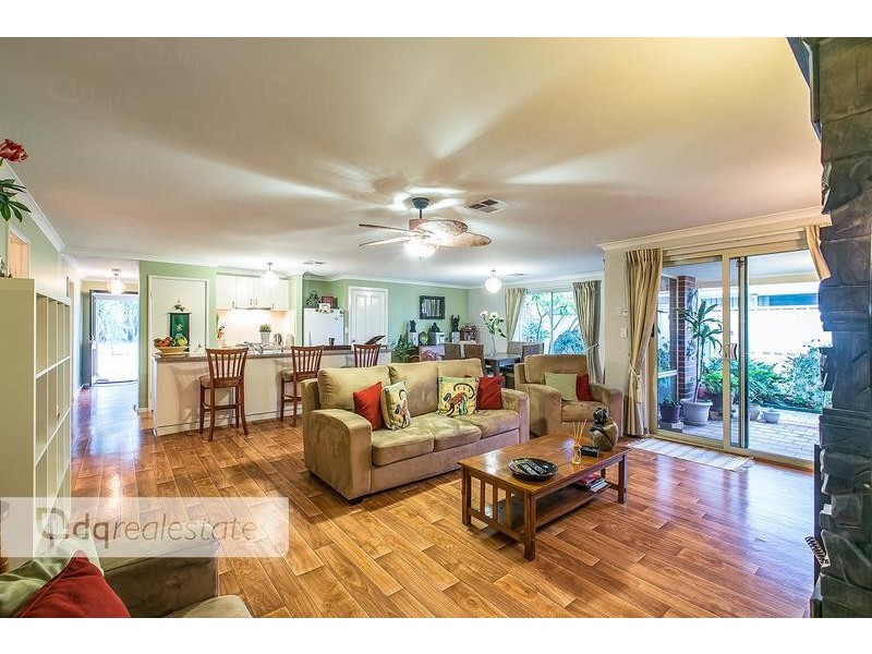 3 Atholl Way, Madeley WA 6065