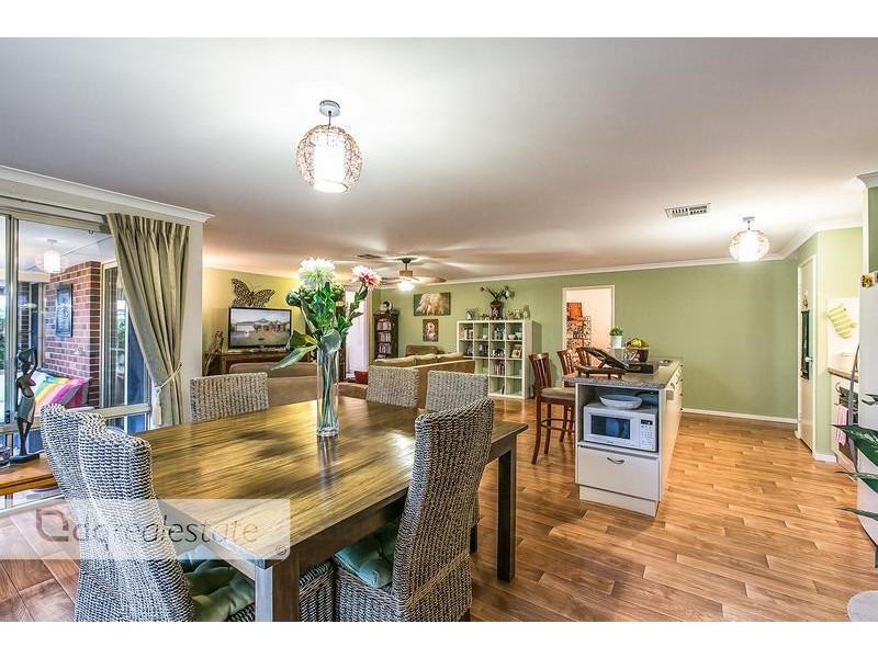 3 Atholl Way, Madeley WA 6065