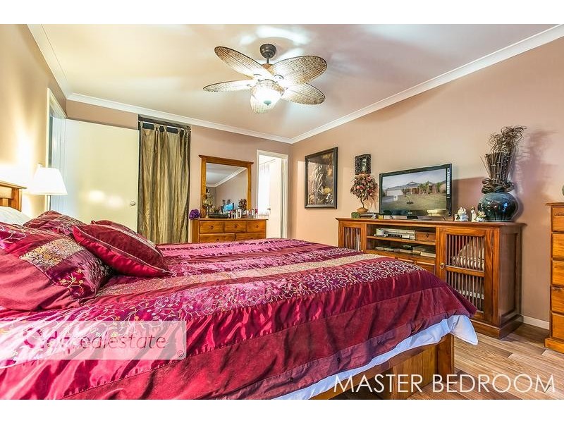 3 Atholl Way, Madeley WA 6065