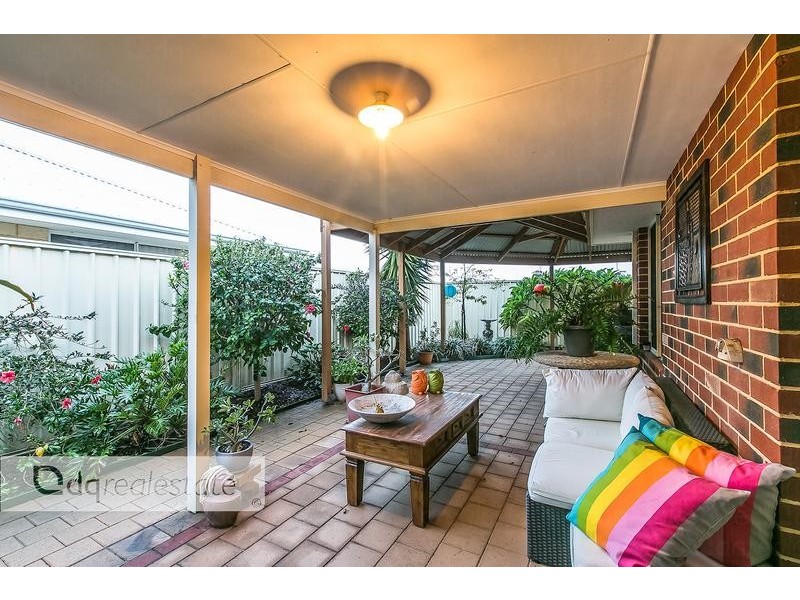 3 Atholl Way, Madeley WA 6065