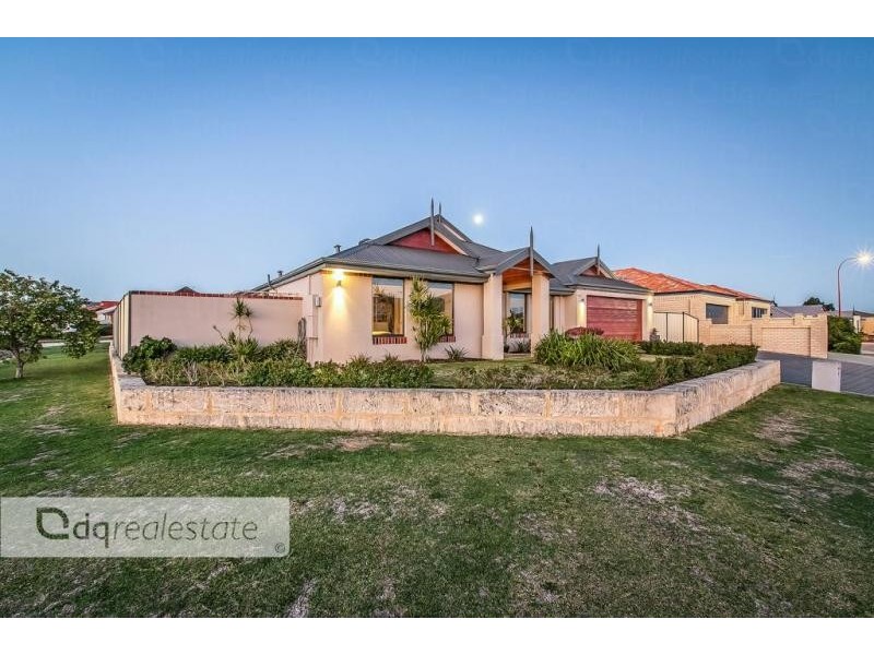 4 Apsley Bend, Tapping WA 6065