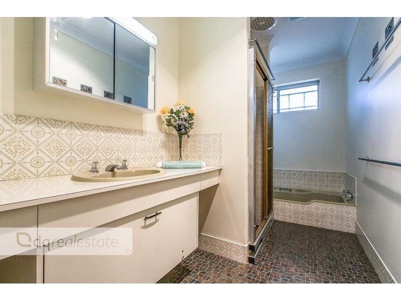 3 Okely Road, Carine WA 6020