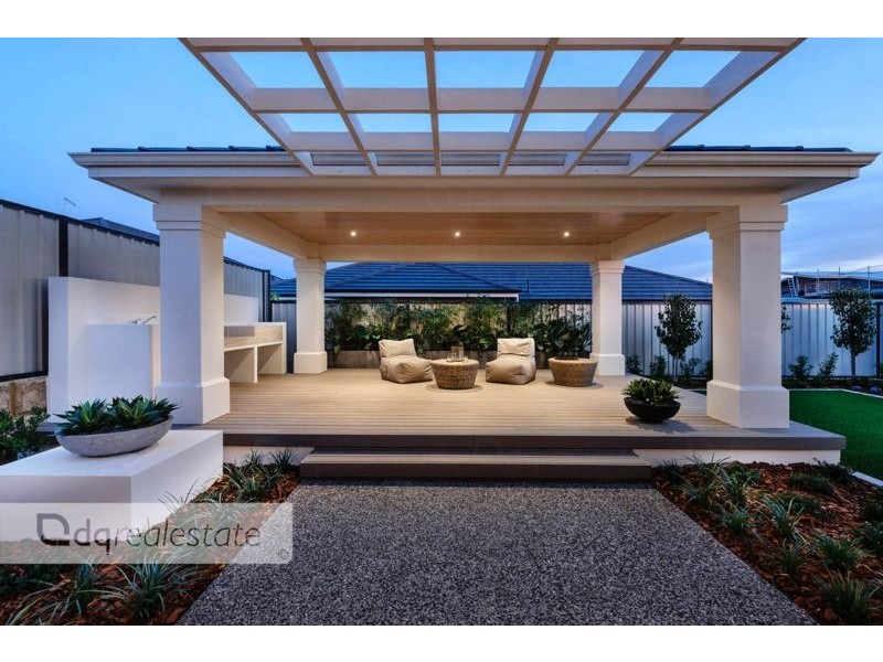 53 Solaia Loop, Woodvale WA 6026