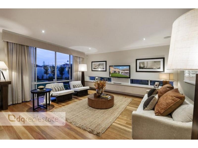 53 Solaia Loop, Woodvale WA 6026