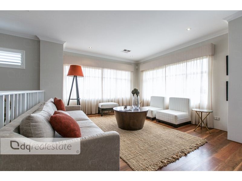 53 Solaia Loop, Woodvale WA 6026