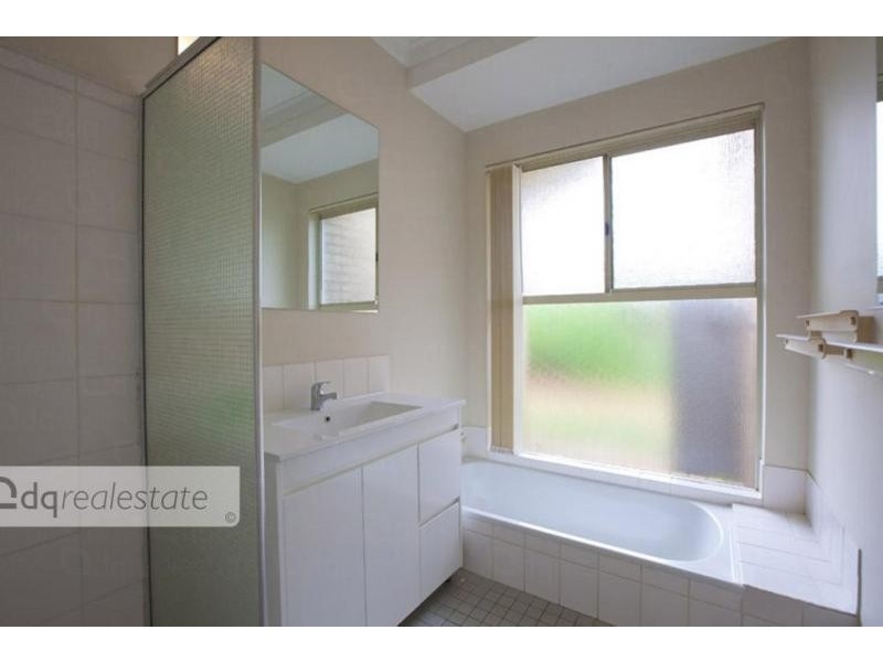 1 Salinas Court, Woodvale WA 6026