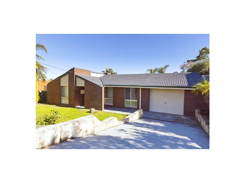 15 Uringa Way, Wanneroo WA 6065