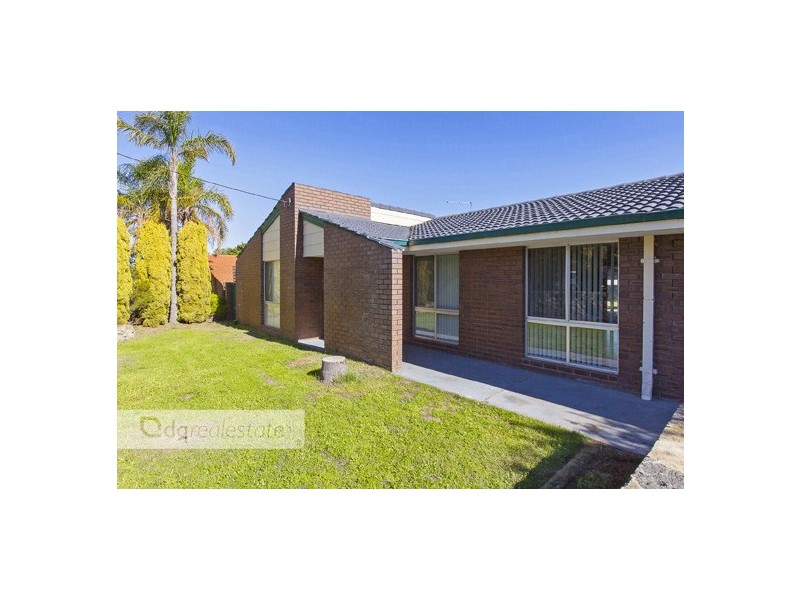 15 Uringa Way, Wanneroo WA 6065