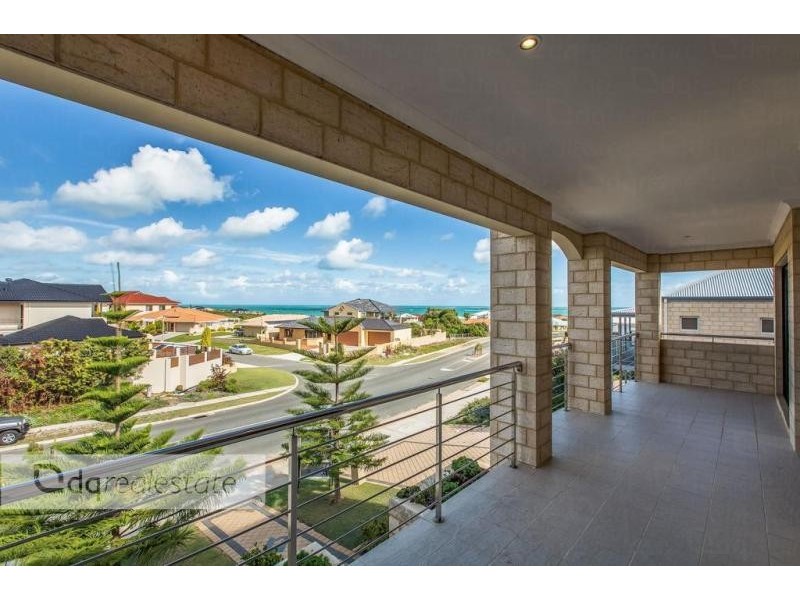 8 Seaham Way, Mindarie WA 6030