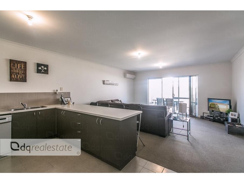 4/40 Kemp Street, Pearsall WA 6065