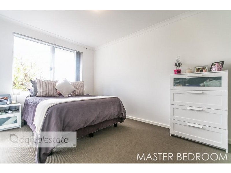 4/40 Kemp Street, Pearsall WA 6065