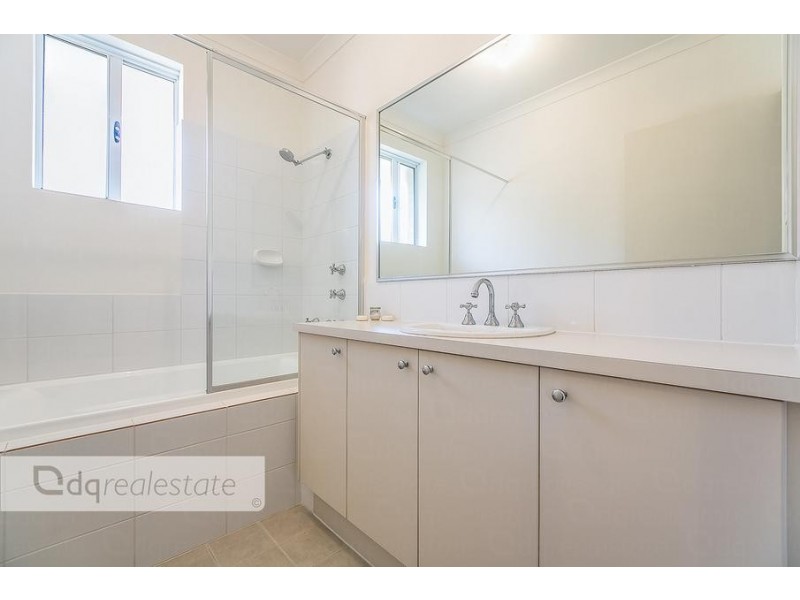 4/40 Kemp Street, Pearsall WA 6065