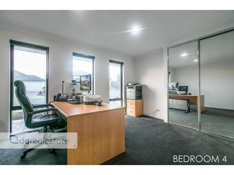 8 Bagatelle Road, Landsdale WA 6065