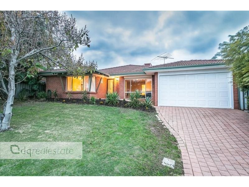 7 Greenock Gardens, Kinross WA 6028