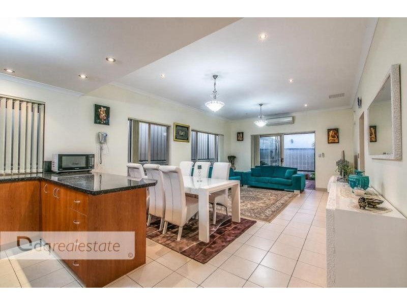 15 Boscastle Way, Darch WA 6065