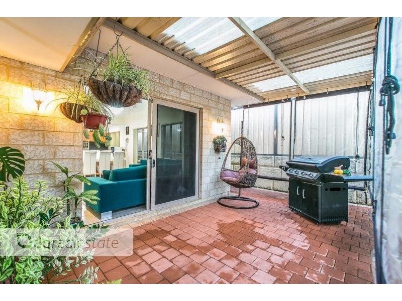 15 Boscastle Way, Darch WA 6065