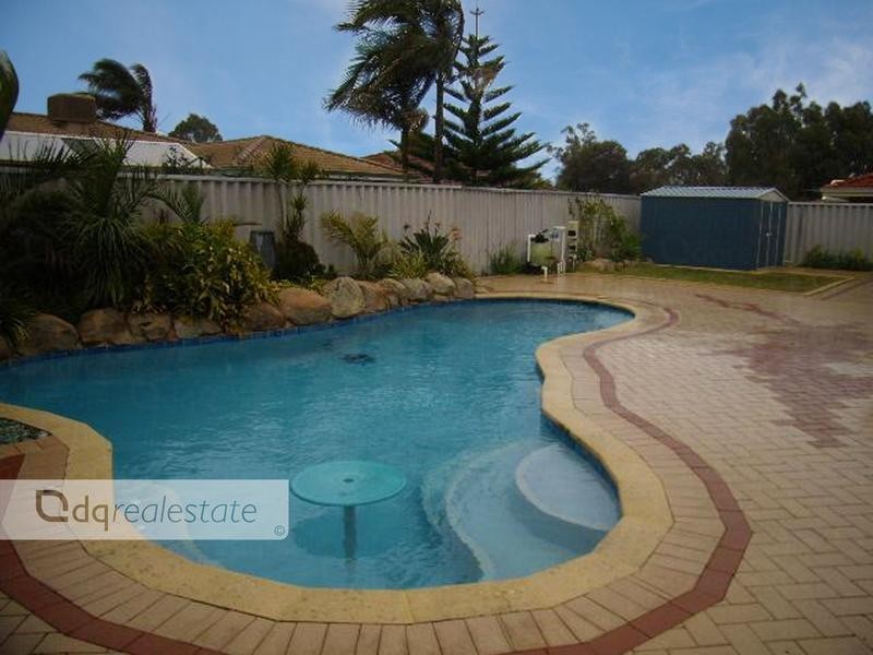 96 Camarino Drive, Woodvale WA 6026