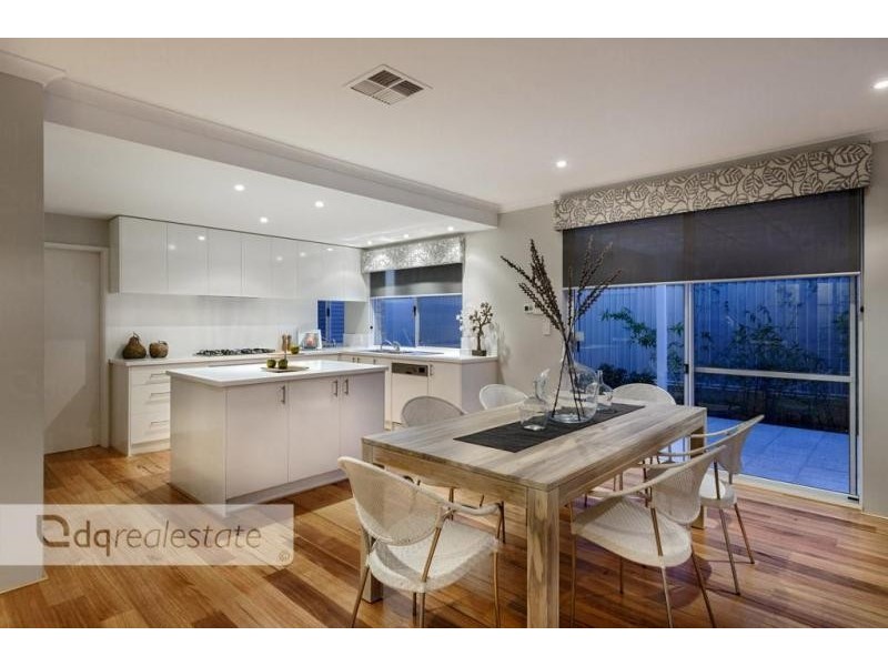 8 Auger Way, Alkimos WA 6038