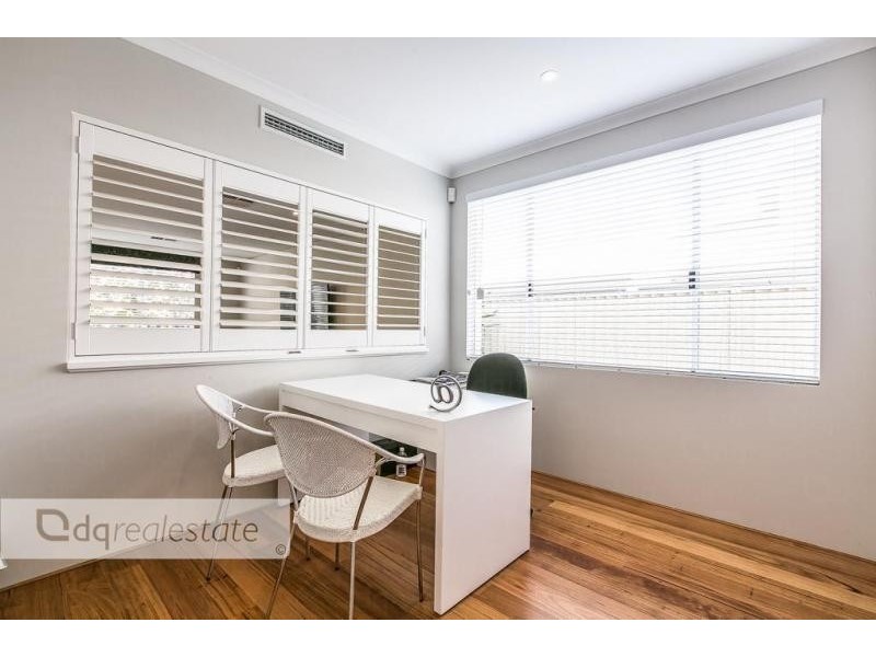 8 Auger Way, Alkimos WA 6038