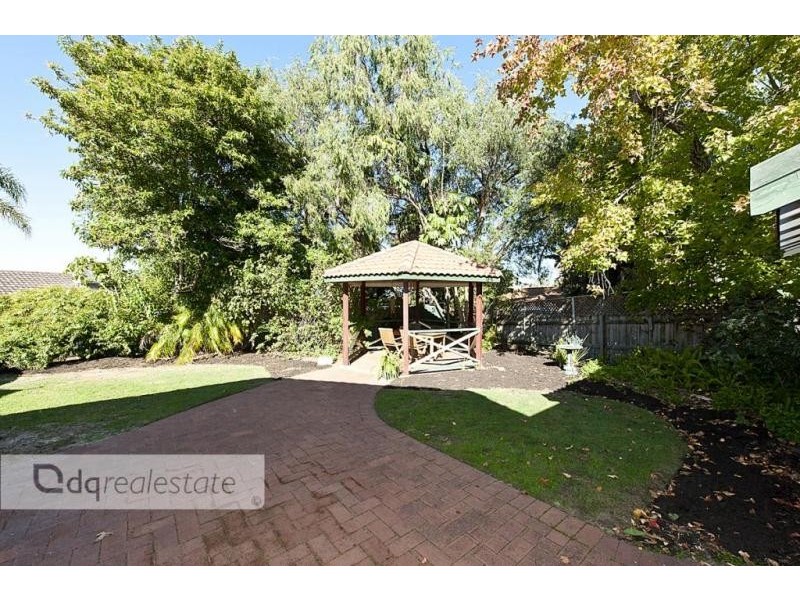 10 Clifftop Court, Edgewater WA 6027