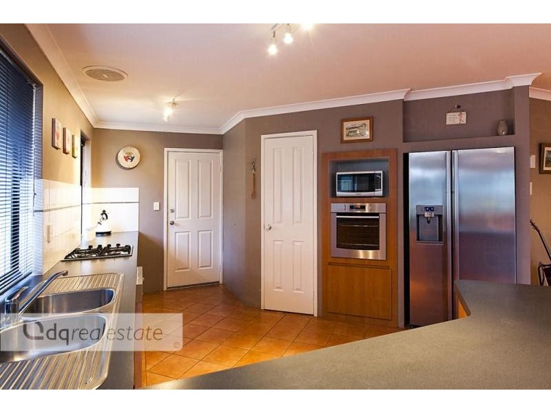 43 Palmerston Crescent, Tapping WA 6065