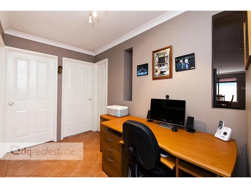 43 Palmerston Crescent, Tapping WA 6065