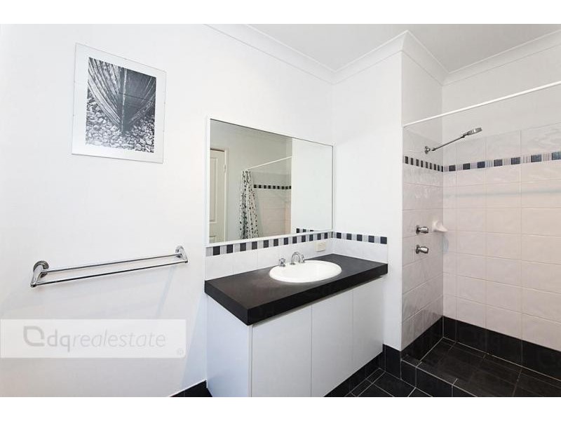 43 Palmerston Crescent, Tapping WA 6065